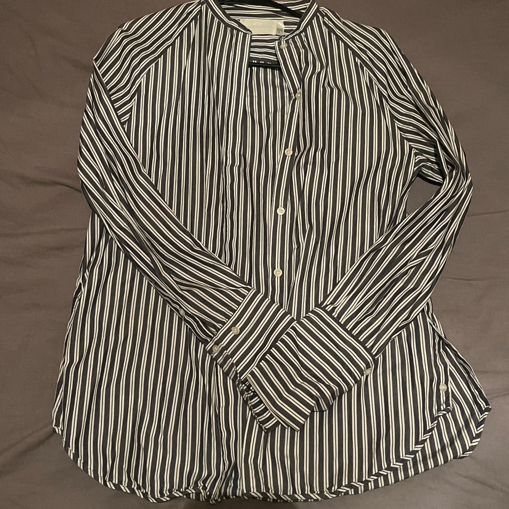 H&M Black and White Striped Button-Down Shirt